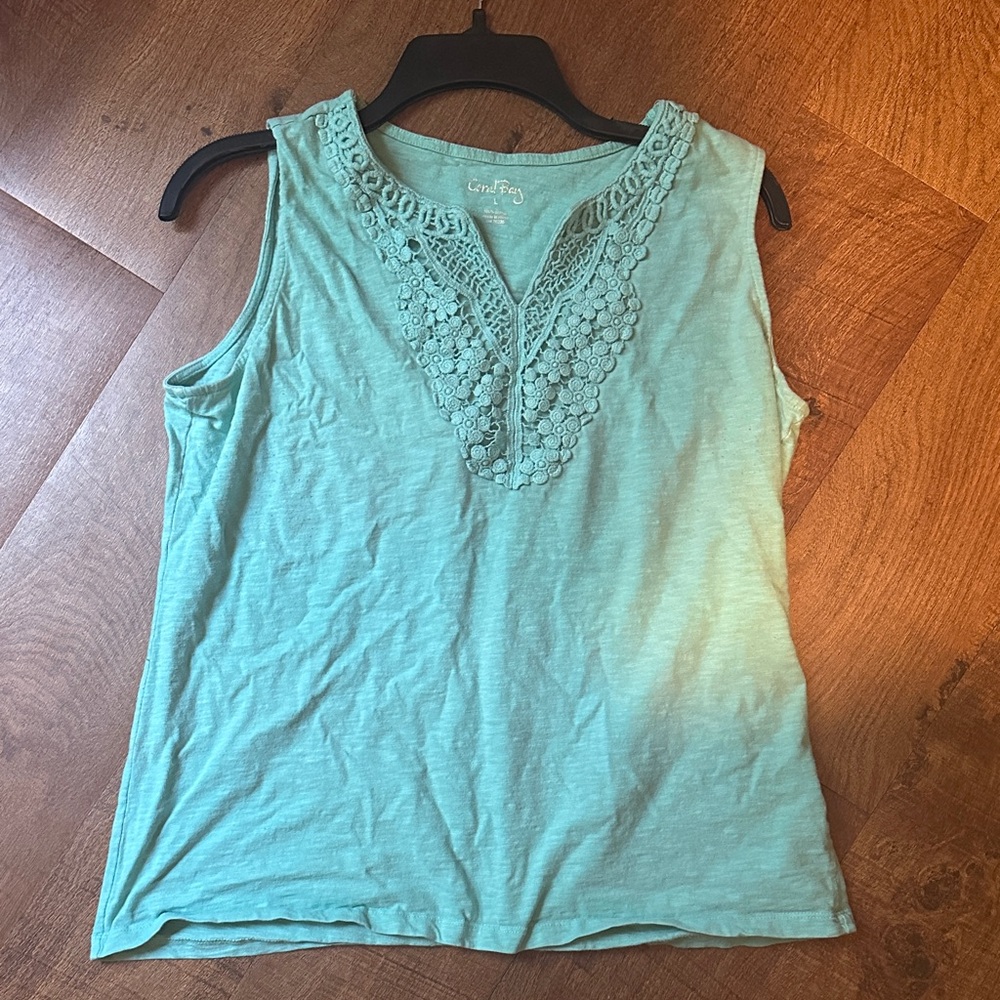Coral Bay crochet tank